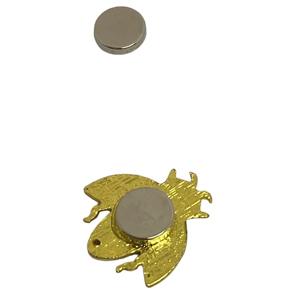 Bee Brooch - Magnetic - Picture 7 of 9